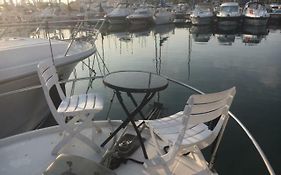 Location Bateau Antibes Port Vauban